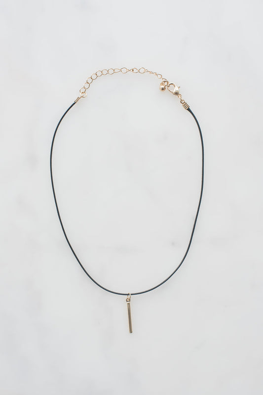 Choker with Gold Pendant | bm-color